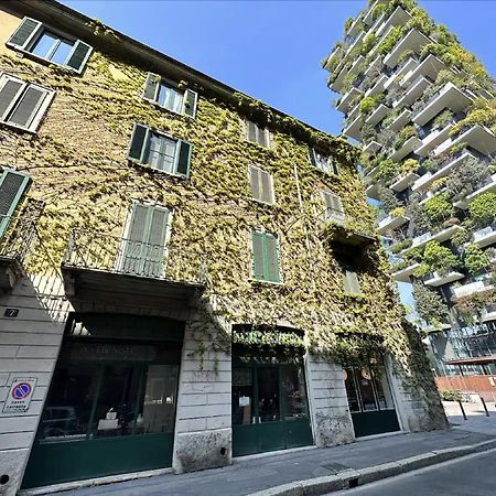 The Mundial Studio - Bosco Verticale View Milan Bagian luar foto